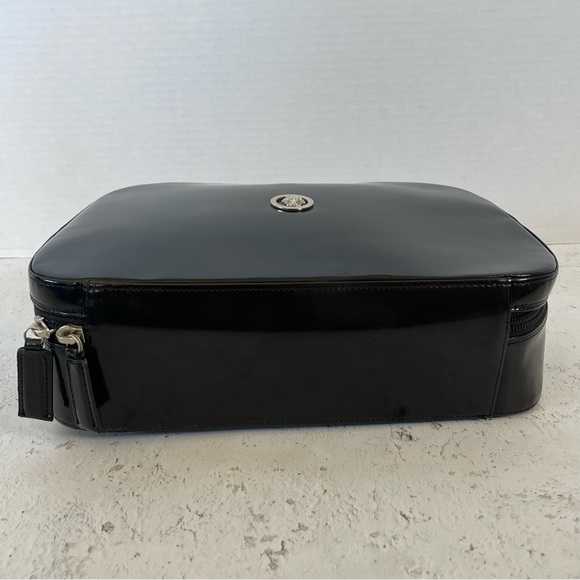 Gianni Versace Vintage 90’s Medusa Black Patent Leather Small Bag - Picture 5 of 8